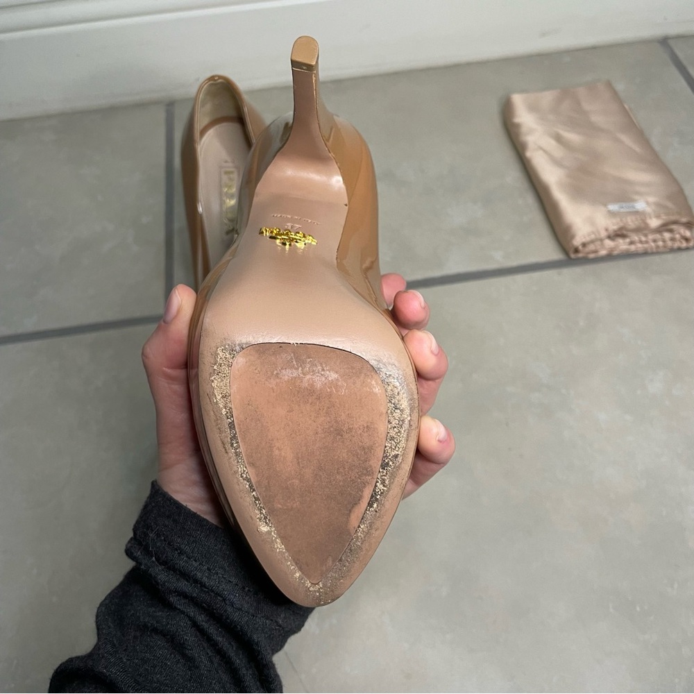 Prada Patent Leather Camel Beige Platform Almond Toe Pump size 37 - Picture 11 of 13